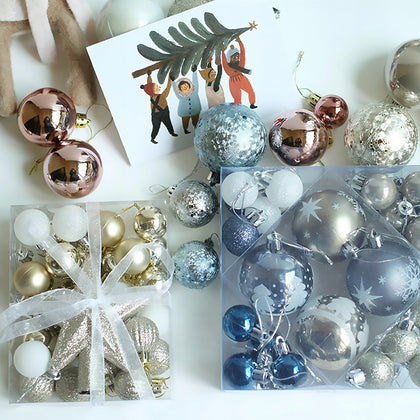 29 daļu Ziemassvētku eglītes rotaļlietu komplekts