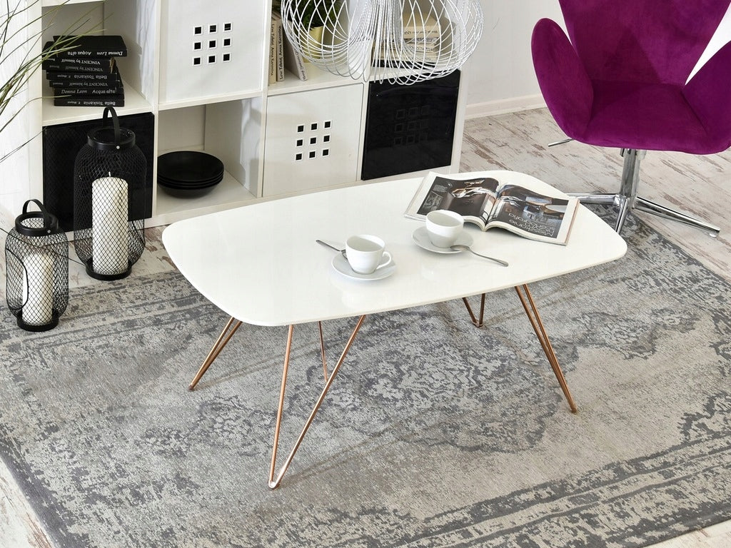 Balts kafijas galdiņš